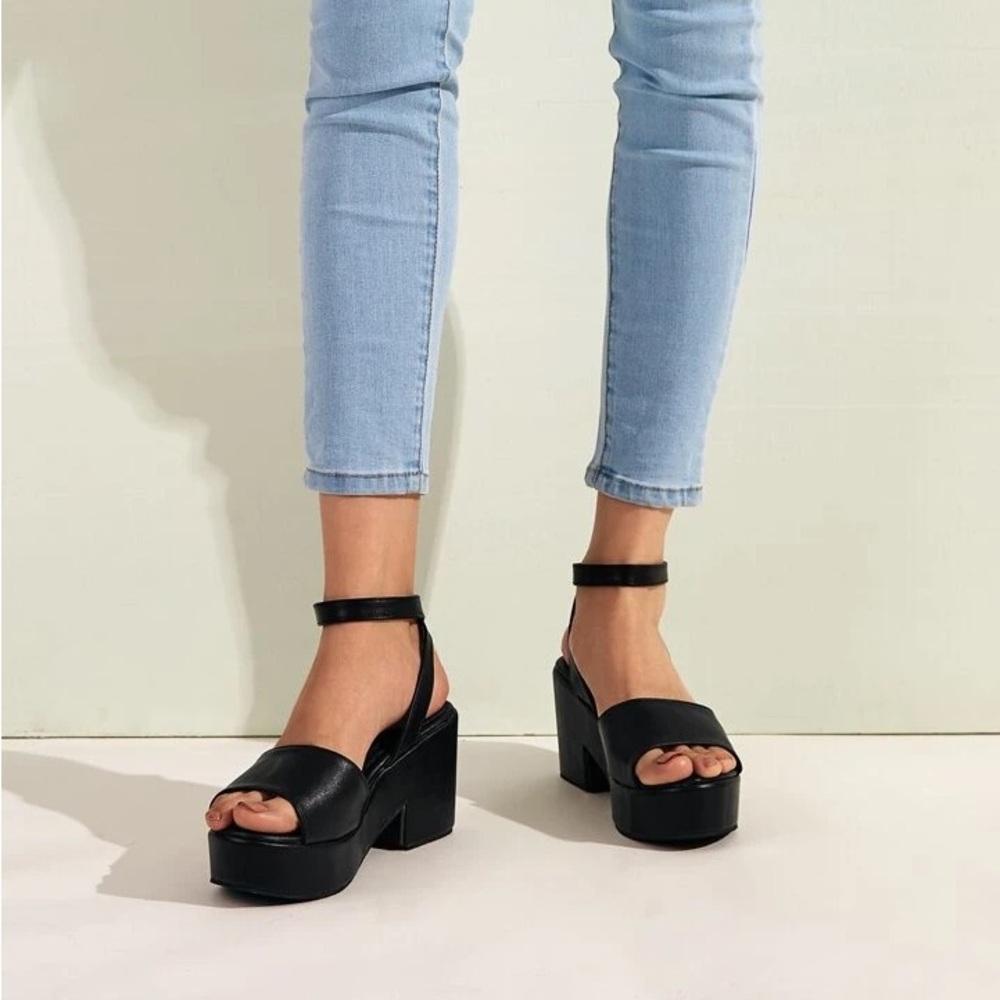 Black chunky heels